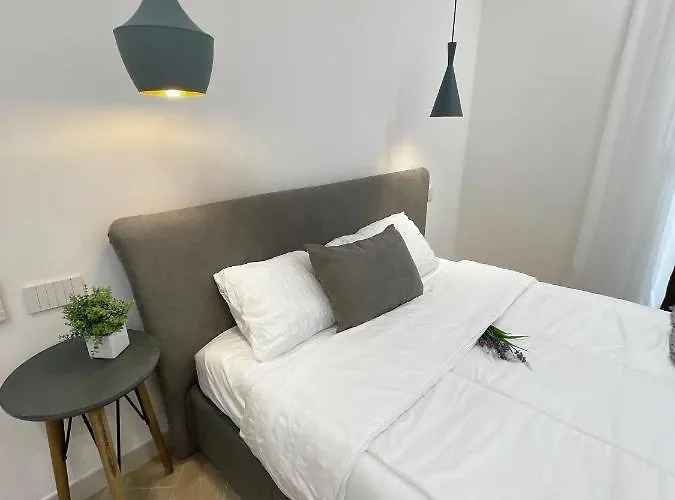 Di Lusso A 800 Mt Arena Lägenhet *