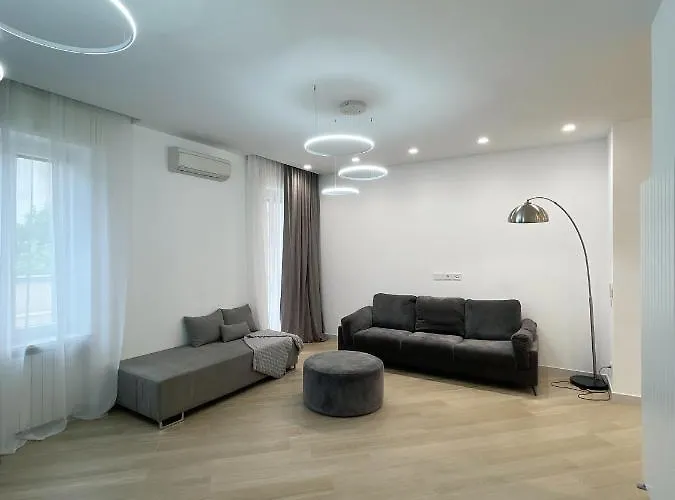 Di Lusso A 800 Mt Arena Lägenhet