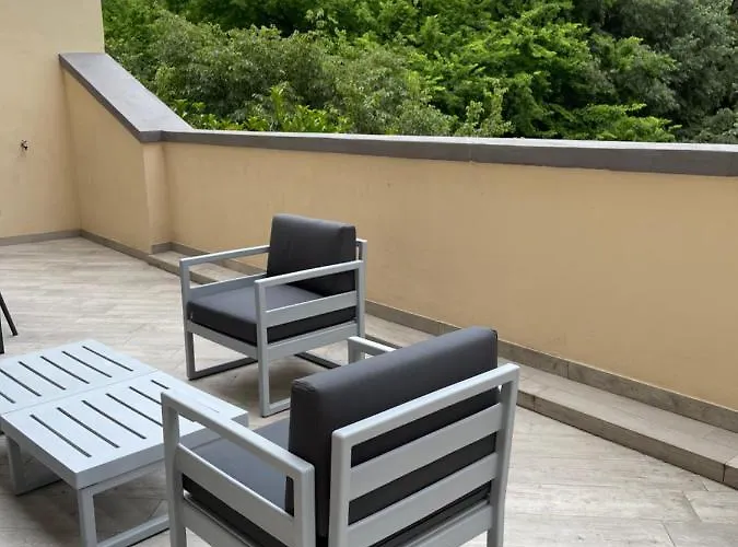 Di Lusso A 800 Mt Arena Lägenhet