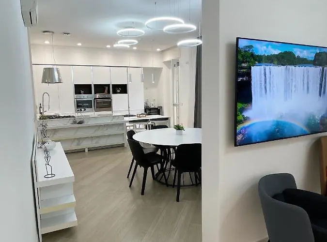 Di Lusso A 800 Mt Arena Lägenhet Verona