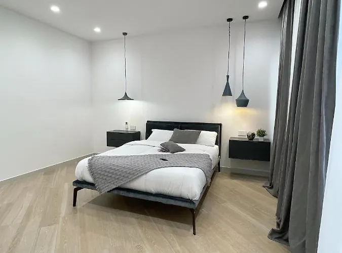 Di Lusso A 800 Mt Arena